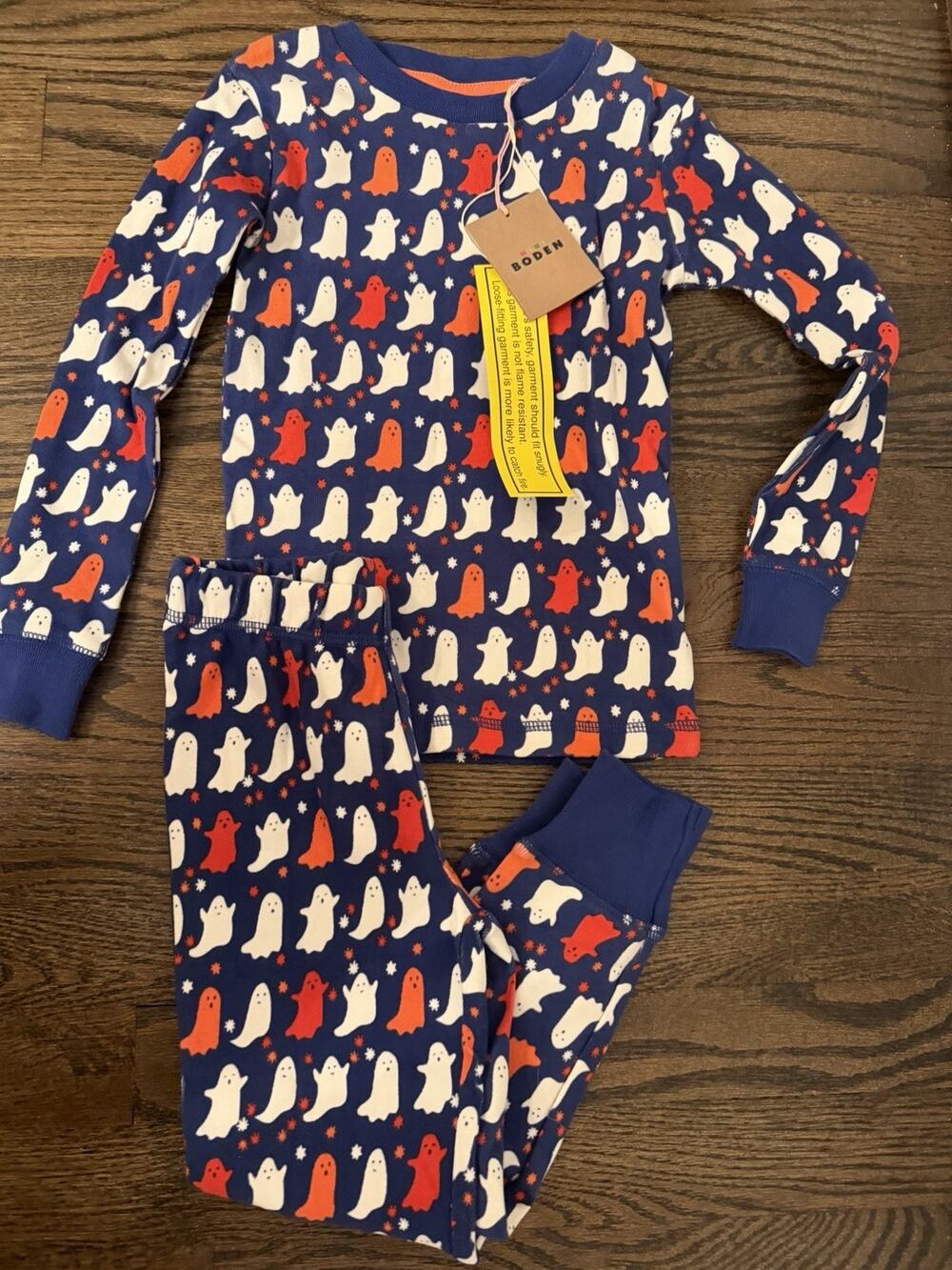 Mini Boden 2 Piece Glow In The Dark Ghost Pajamas Sz 4 Unisex NWT